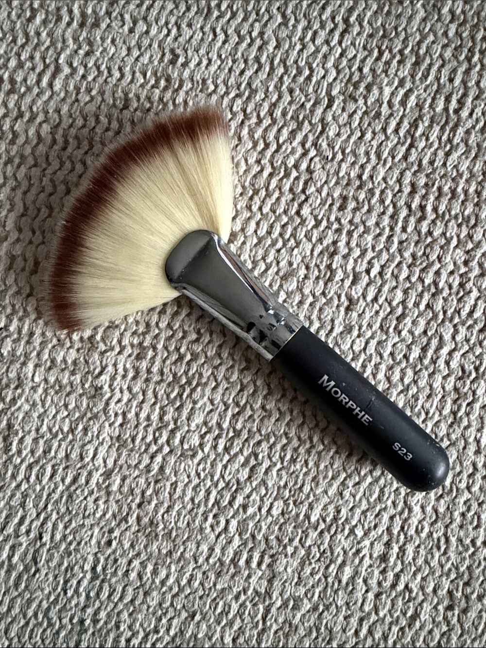 Morphe S23 Fan Makeup Brush